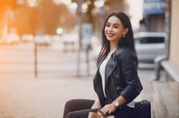 Portrait of Neha Alahbadi